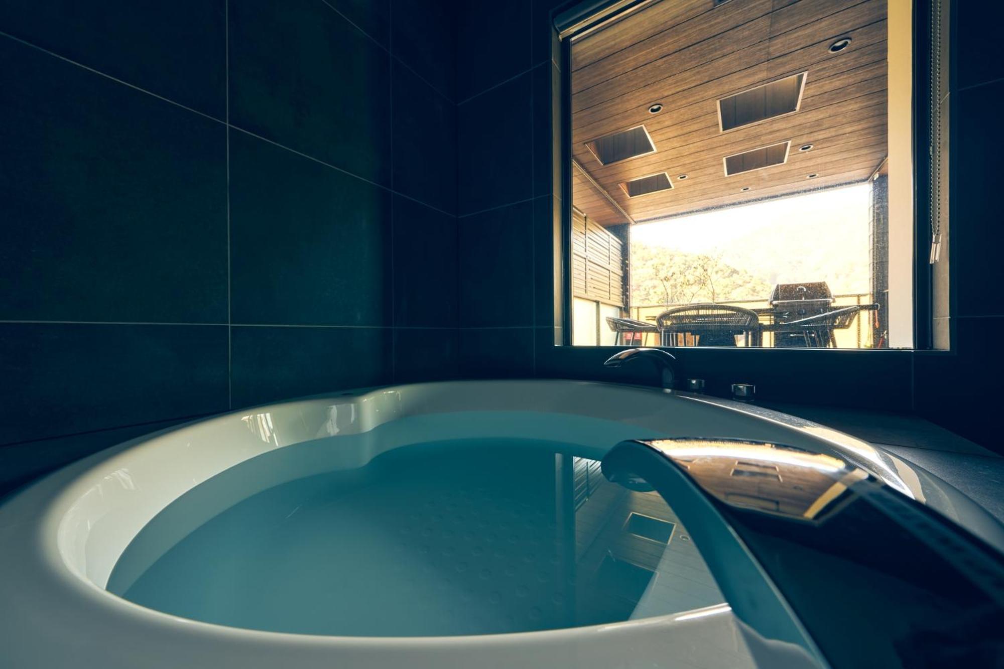 ルクス箱根湯本 Lux Hakone Yumoto Villa Exterior photo